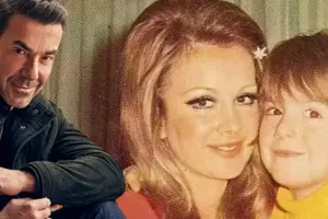 İlker İnanoğlundan anası Filiz Akına vida…