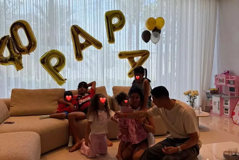 Ronaldo Corcina ilə niyə evlənmir?