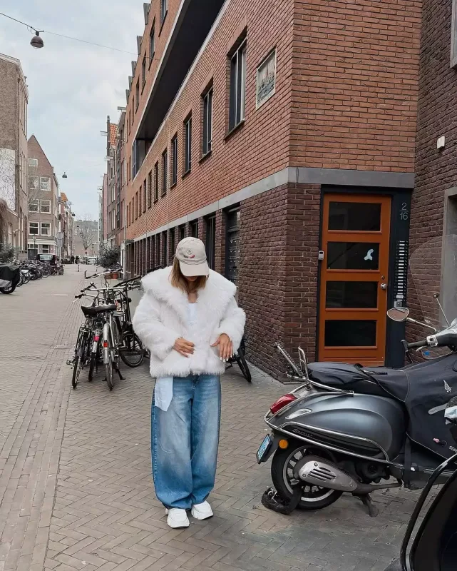 Ayselin Amsterdam gəzintisi