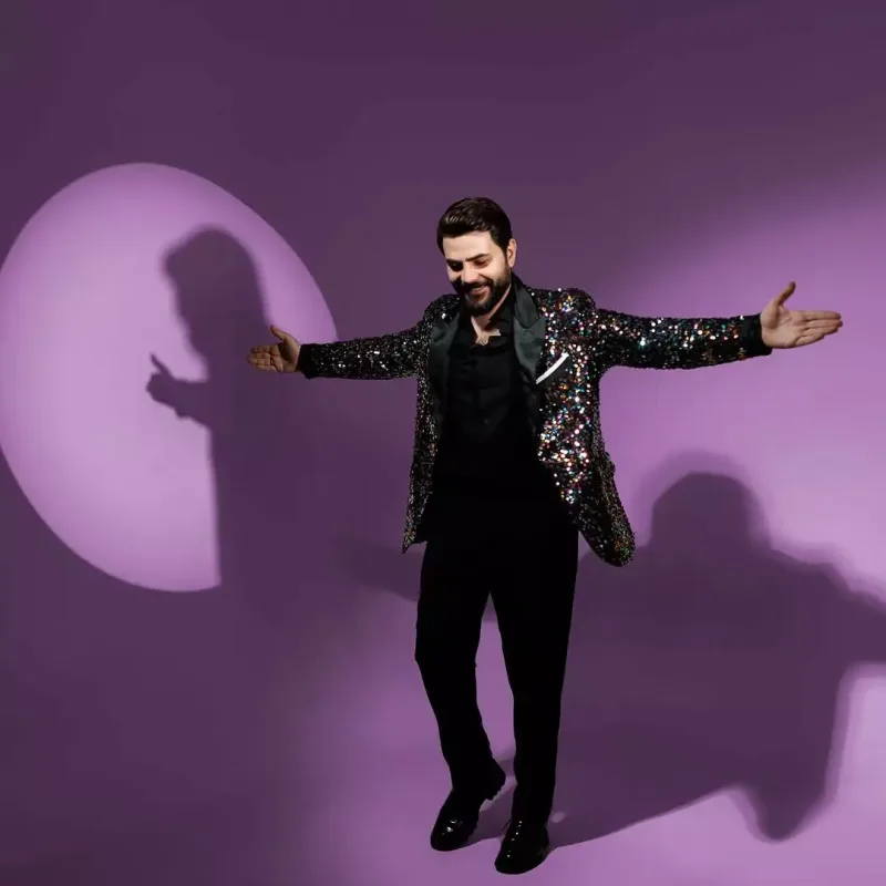 “İki nəfərin qucaqlaşmasından xoşbəxt oluram”