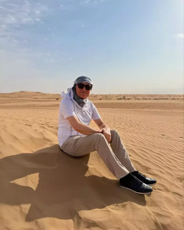 Mənsum İbrahimov səhrada