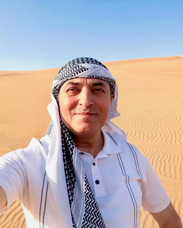 Mənsum İbrahimov səhrada