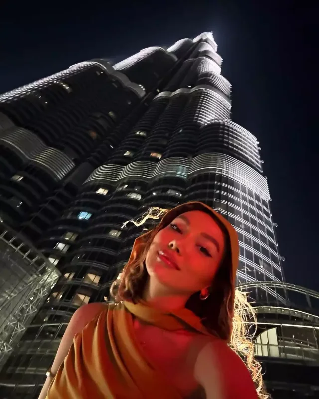 Üzelin Dubay macəraları - FOTOLAR