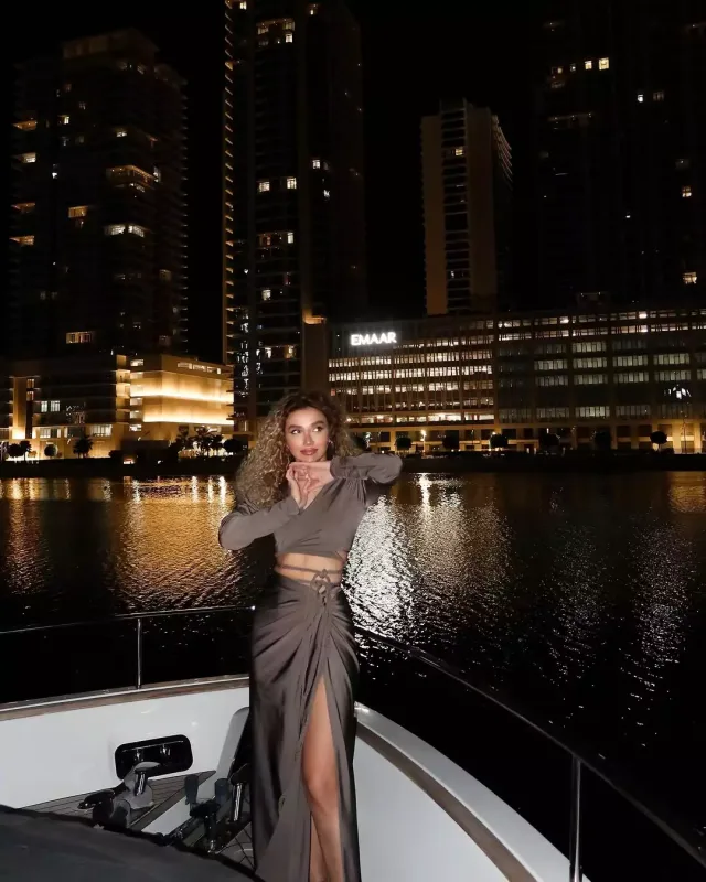 Üzelin Dubay macəraları - FOTOLAR