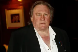 Jerar Depardye cinsi təcavüzdə ittiham olunur!