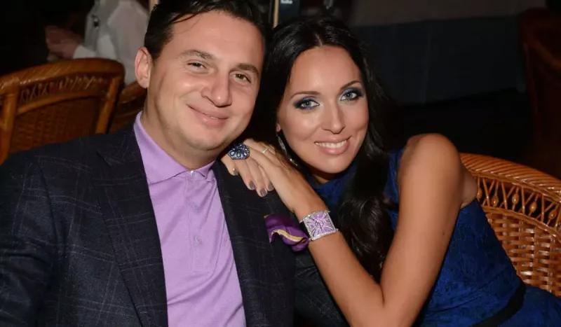 Alsu milyonçu ərinə məhkəmədə uduzdu!