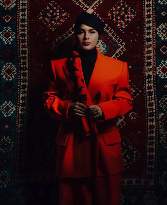 Fərqanə Qasımova obyektiv qarşısında - Fotolar