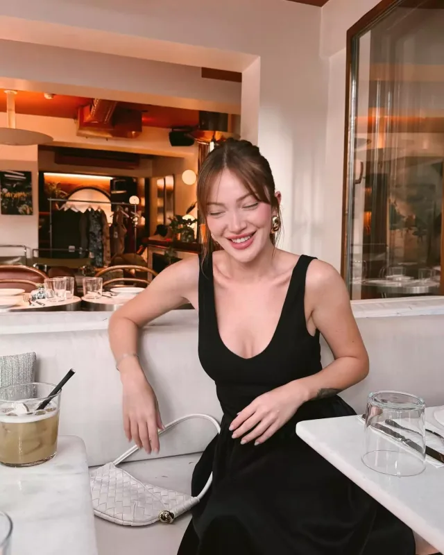 Keçmiş sevgilisi tanınmış blogeri döyüb - Təfərrüatlar