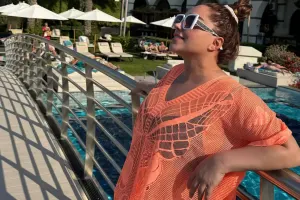 Xatirədən çimərlik geyimində fotolar