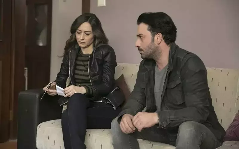 “Arka Sokaklar”a yenidən vida edir