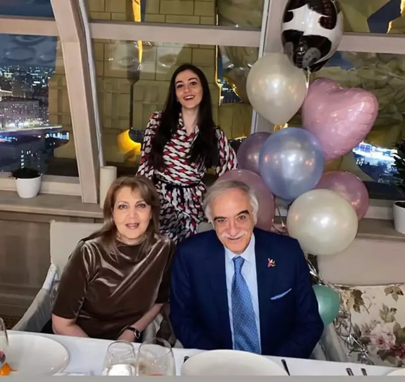 Polad Bülbüloğlu xanımı ilə