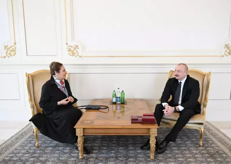 İlham Əliyev Xalq artisti ilə görüşdü