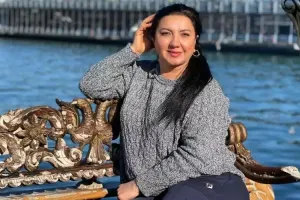 “Bayağı müğənnilərin sayını çoxaldan zövqsüz varlılardır”