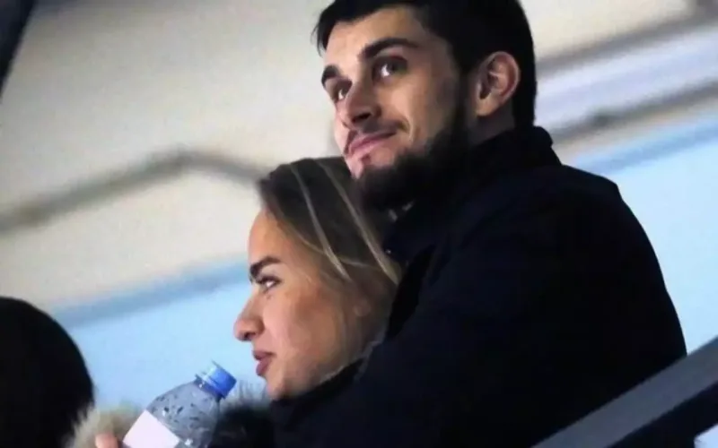 Milyarderin oğlu boşandı