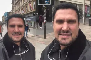 Şotlandiyanın paytaxtını səhv salan Nadir üzrxaxlıq etdi - VİDEO