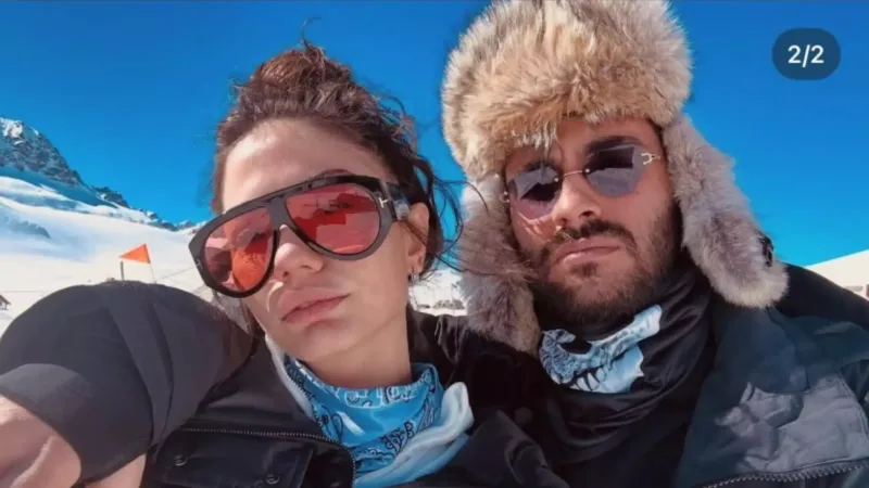 Sevgilisi Demetlə şəklini paylaşdı