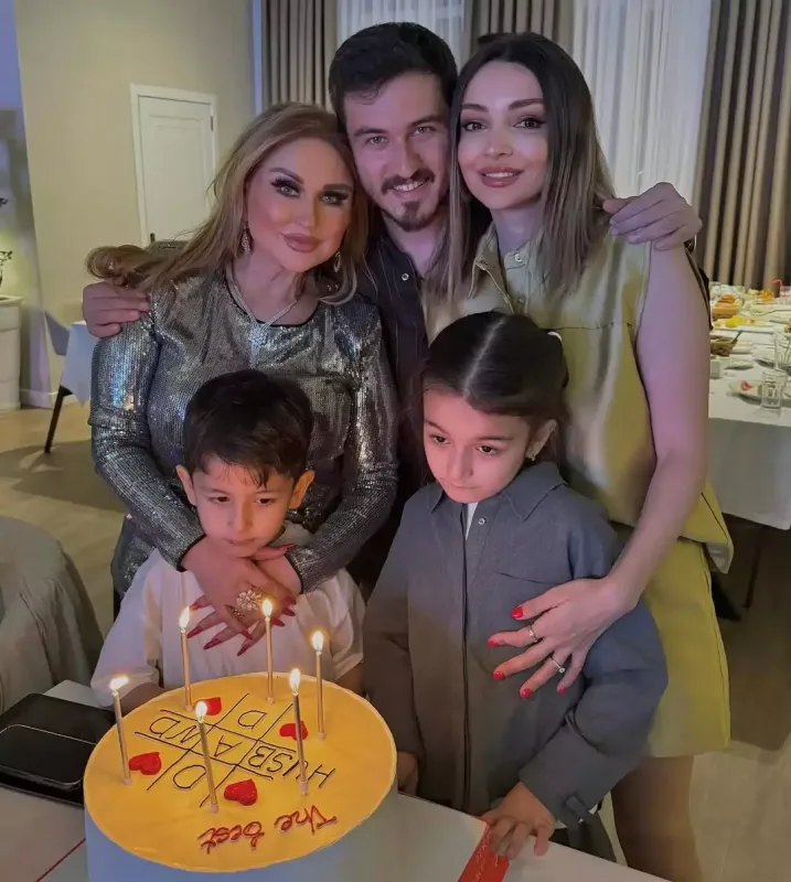 Mələkxanımın oğlu özünə doğum günü keçirdi