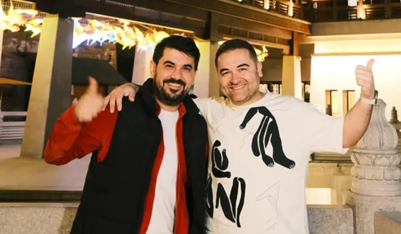 Elşənlə İlkin Çinə getdi