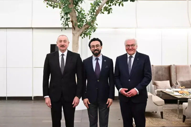 Prezidentlər konsertdə - Video