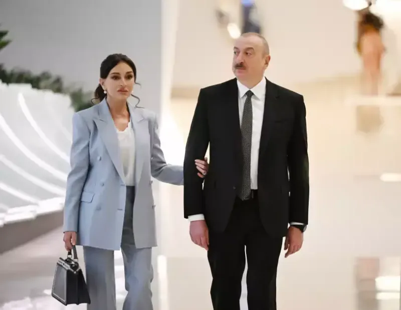 Prezidentlər konsertdə - Video