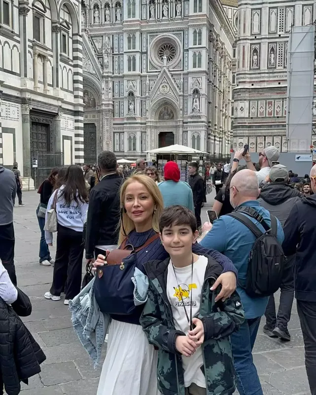 İradənin ailəsi ilə İtalya tətili