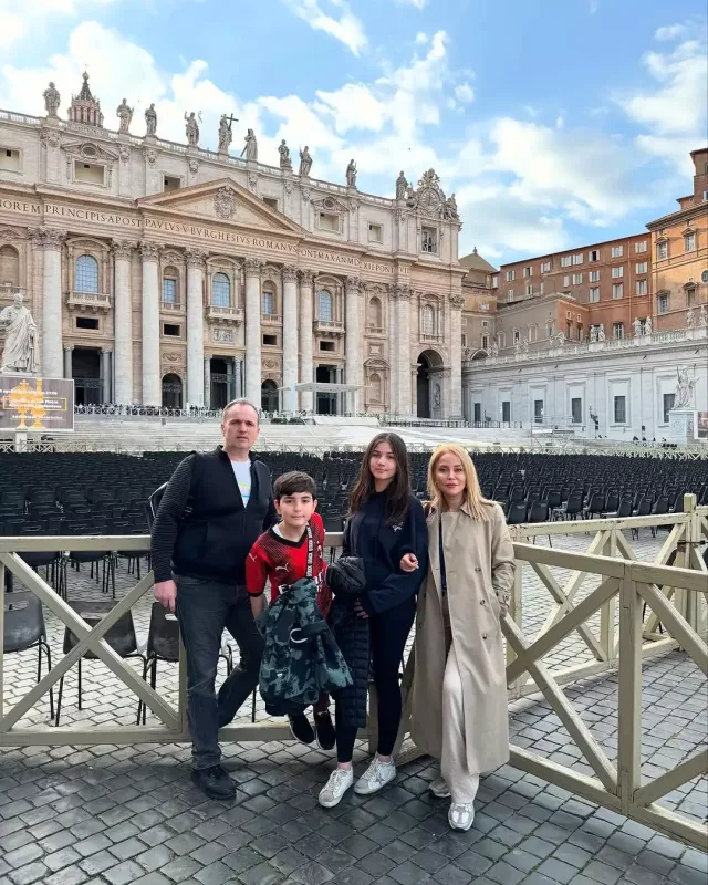 İradənin ailəsi ilə İtalya tətili