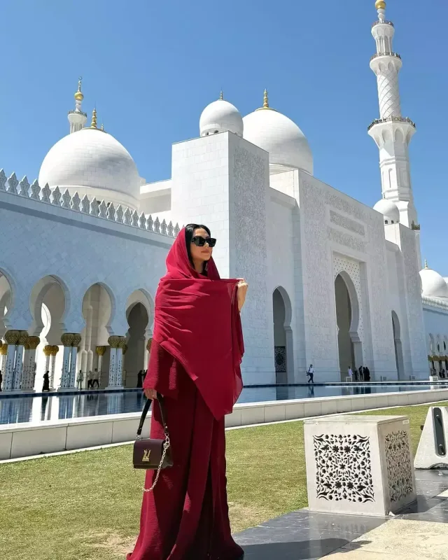 Vüsalə Şeyx Zayed məscidində