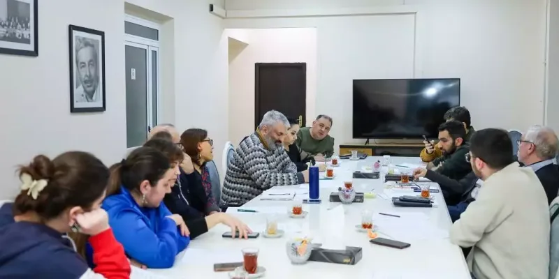 Azərbaycan Kinotənqidçilər və Kinoşünaslar Gildiyasının mükafatına nominantlar