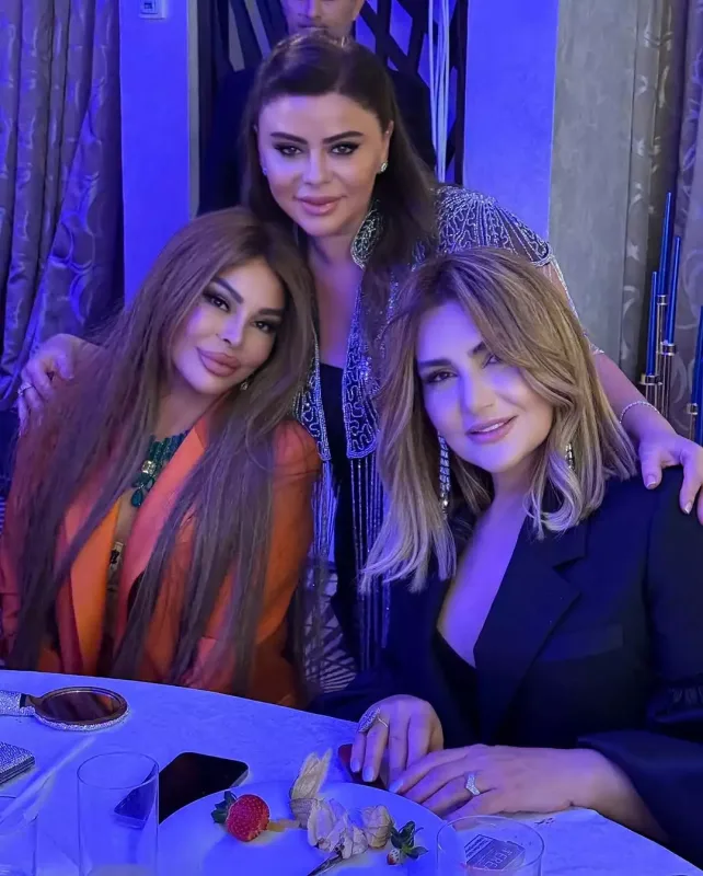 Məşhurlar Xəyyamın oğlunun kiçik toyunda