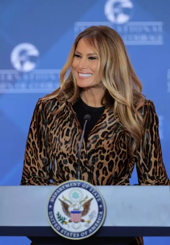 Melaniya Trampın görünüşü müzakirə yaratdı