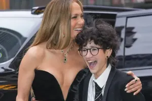 CeyLo qızı ilə qala gecəyə damğa vurdu!