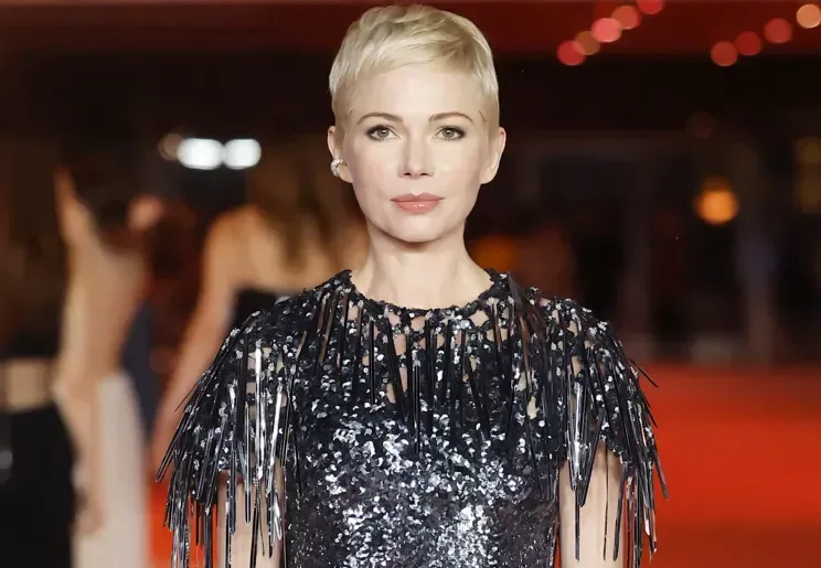 Surroqat anadan dördüncü övladları oldu