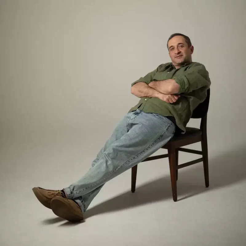 Hikmət 39 yaşı üçün kamera qarşısında