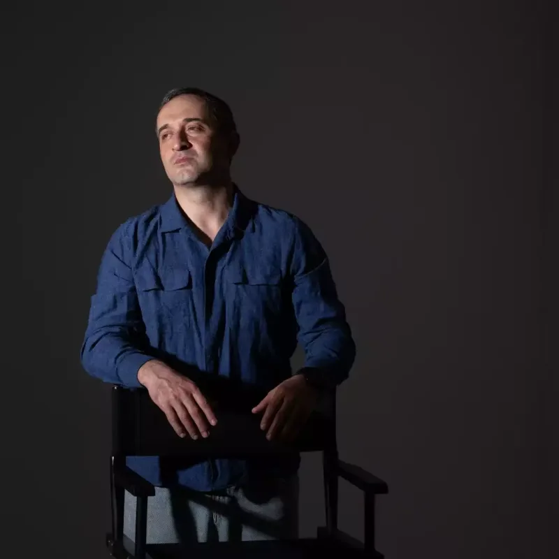 Hikmət 39 yaşı üçün kamera qarşısında