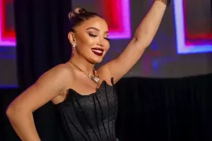 Günaydan səhnə şəkilləri