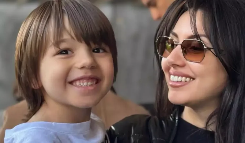 Safuradan kiçik oğlu ilə - Fotolar