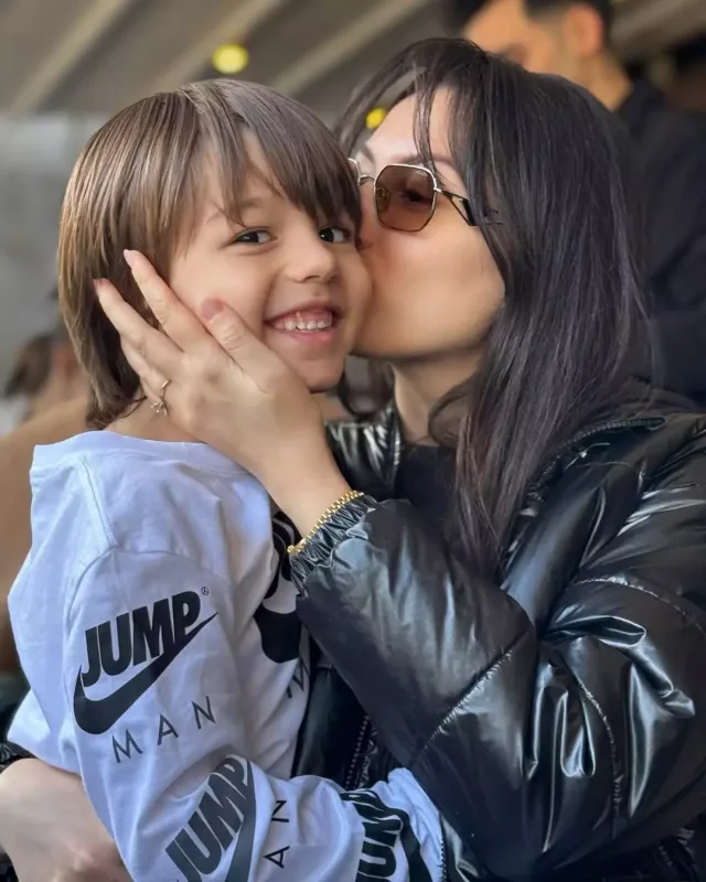 Safuradan kiçik oğlu ilə - Fotolar