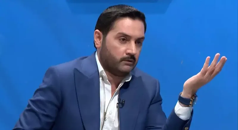 “Xanımımla niyə efirə çıxım?”