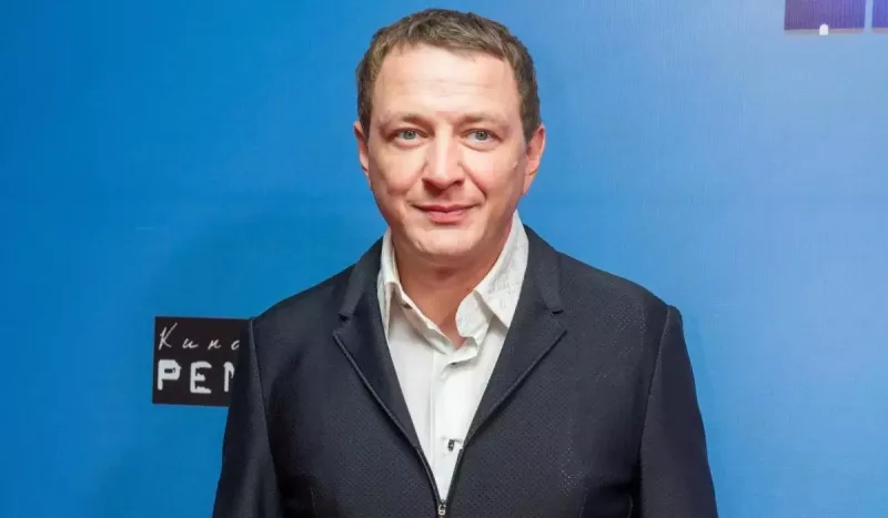 Aparıcının keçmiş xanımı ilə oğlunu ölkədən çıxmasına icazə vermədilər