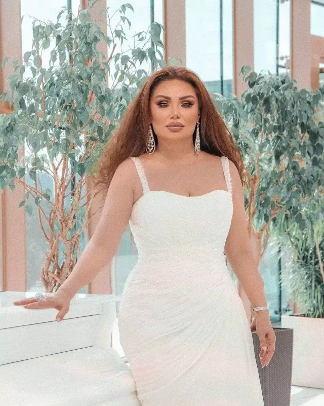 “Efirdə ağlayan kimi toya dəvət edirdilər”