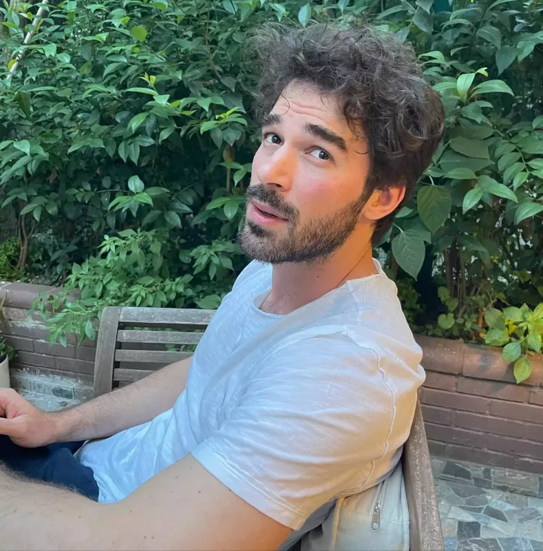 Eşq yaşadıqları iddia olundu