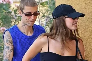 Castinlə Heyli gəzintidə