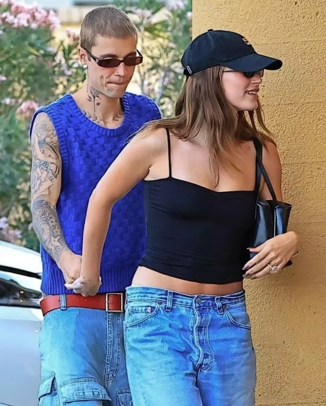 Castinlə Heyli gəzintidə