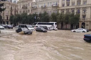Bakıda güclü yağış yağacaq - Subasma ehtimalı da var