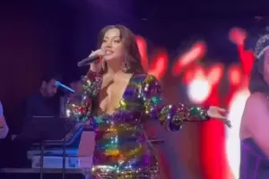 Ayan ad günü partisində klipini təqdim etdi