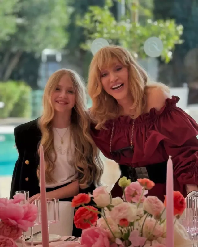 Puqaçova 76 yaşını belə qeyd etdi - Fotolar