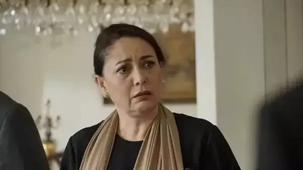 “Pembe”dən ssenaristlərə etiraz!