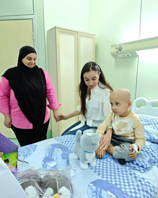 Leyla Əliyeva Uşaq Onkologiya Klinikasında - Fotolar