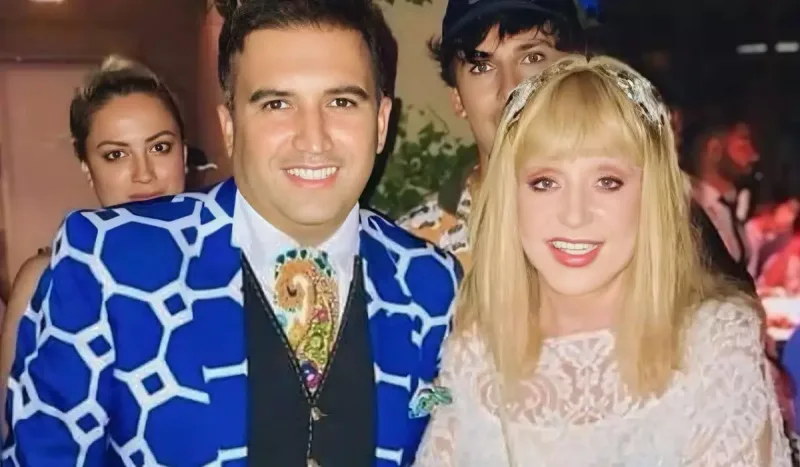 Hacı Nuran Alla Puqaçova ilə şəkillərini paylaşdı