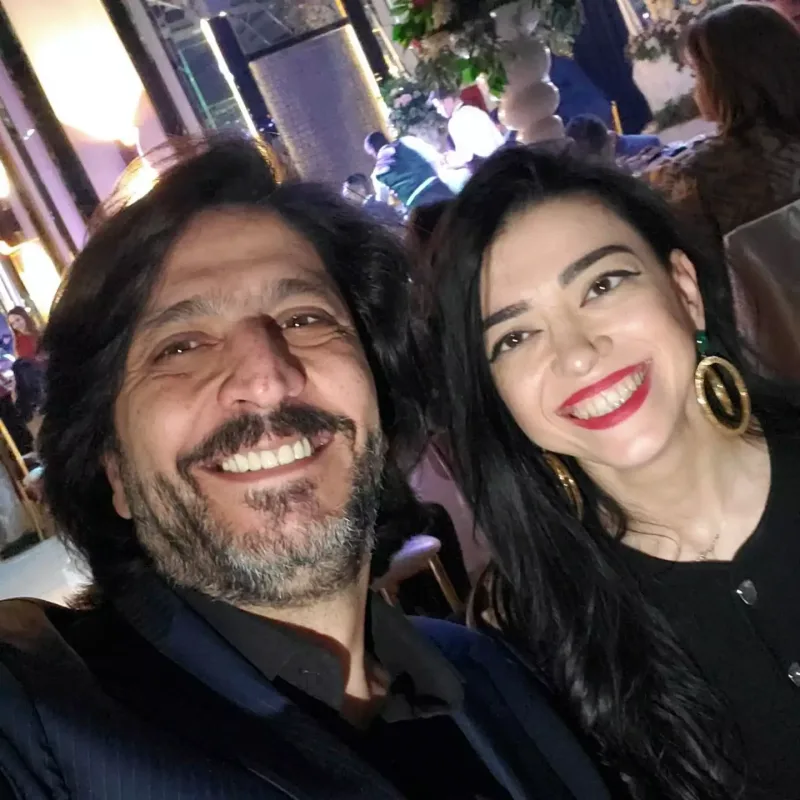 İlqar Mikayıloğlu oğlu və gəlini ilə